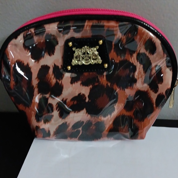 Juicy couture 2pc Cosmetic bag Pink & Loepard print - Picture 3 of 7
